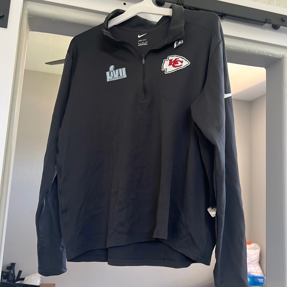 Super Bowl KC official licensed Nike Dri Fit half zip thin